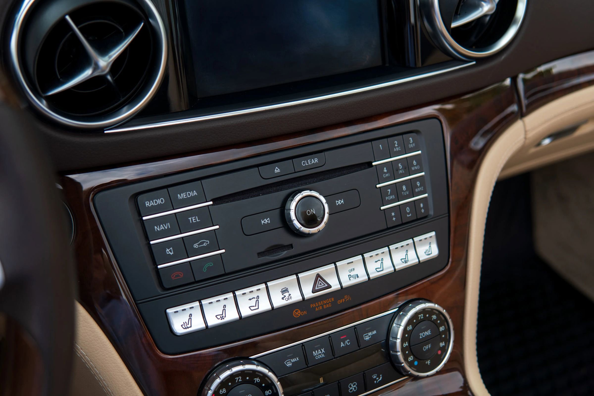 Used 2017 Mercedes-Benz SL 450 image 40