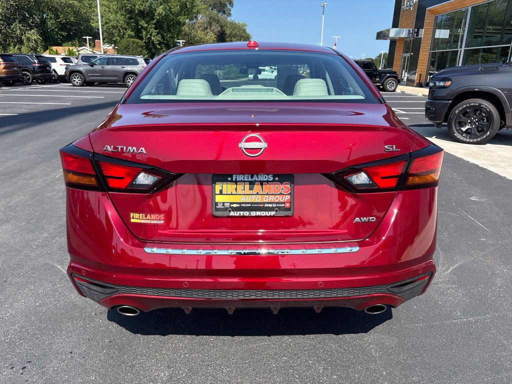 Used 2023 Nissan Altima 2.5 SL AWD/4WD image 4
