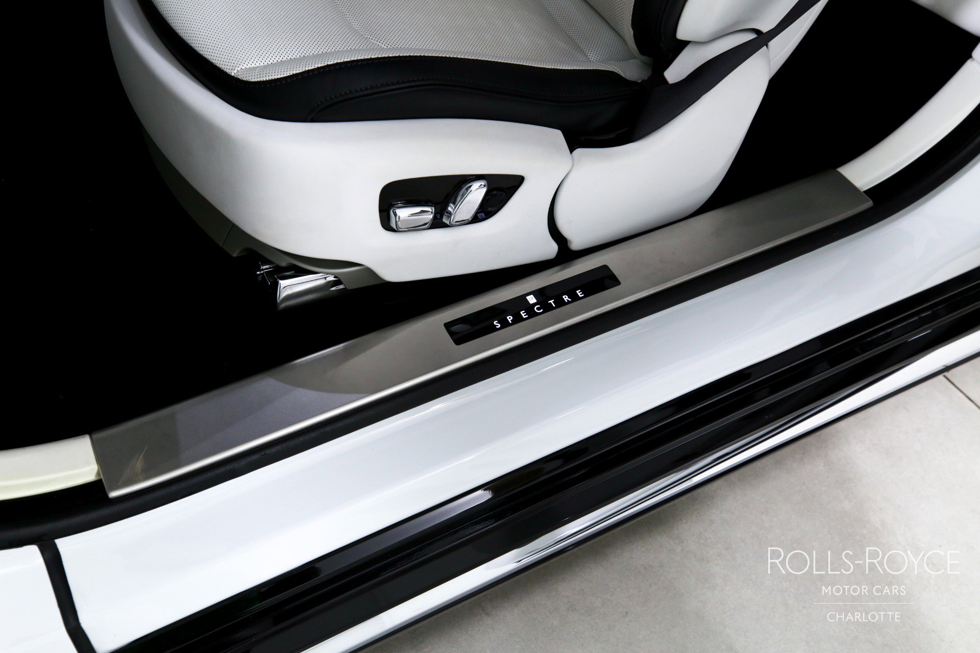 Certified 2024 Rolls-Royce Spectre w/ Spectre Launch Package AWD/4WD image 20
