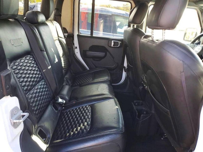 Used 2022 Jeep Gladiator Sport AWD/4WD image 6