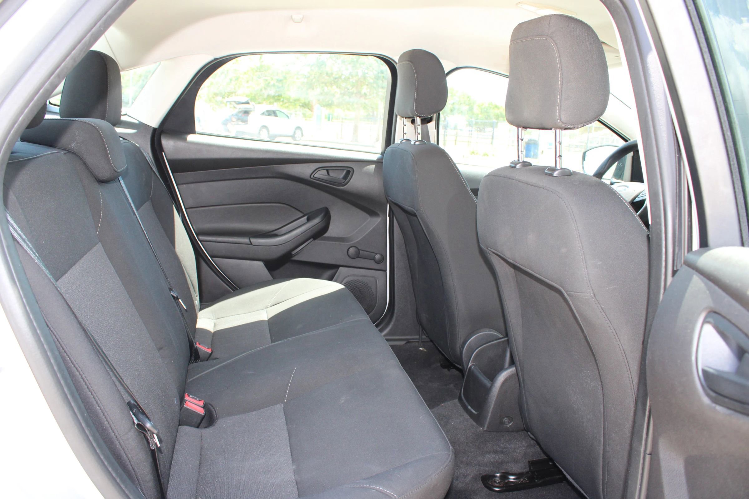Used 2016 Ford Focus S FWD image 15