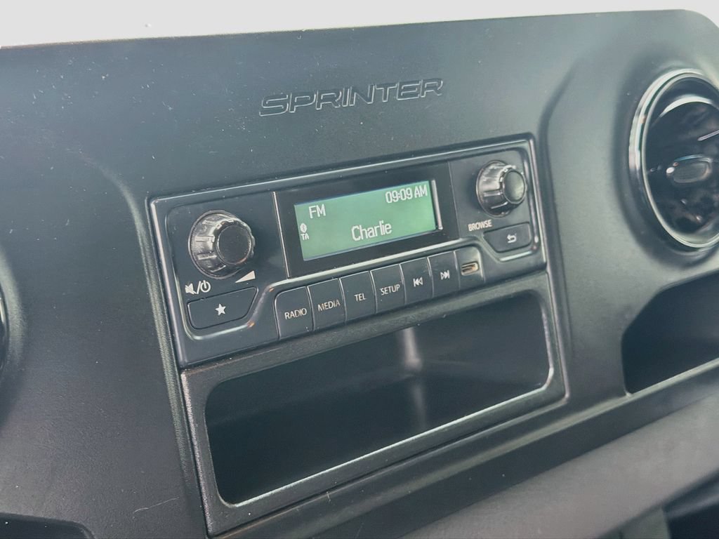 Used 2021 Freightliner Sprinter 2500 RWD image 15