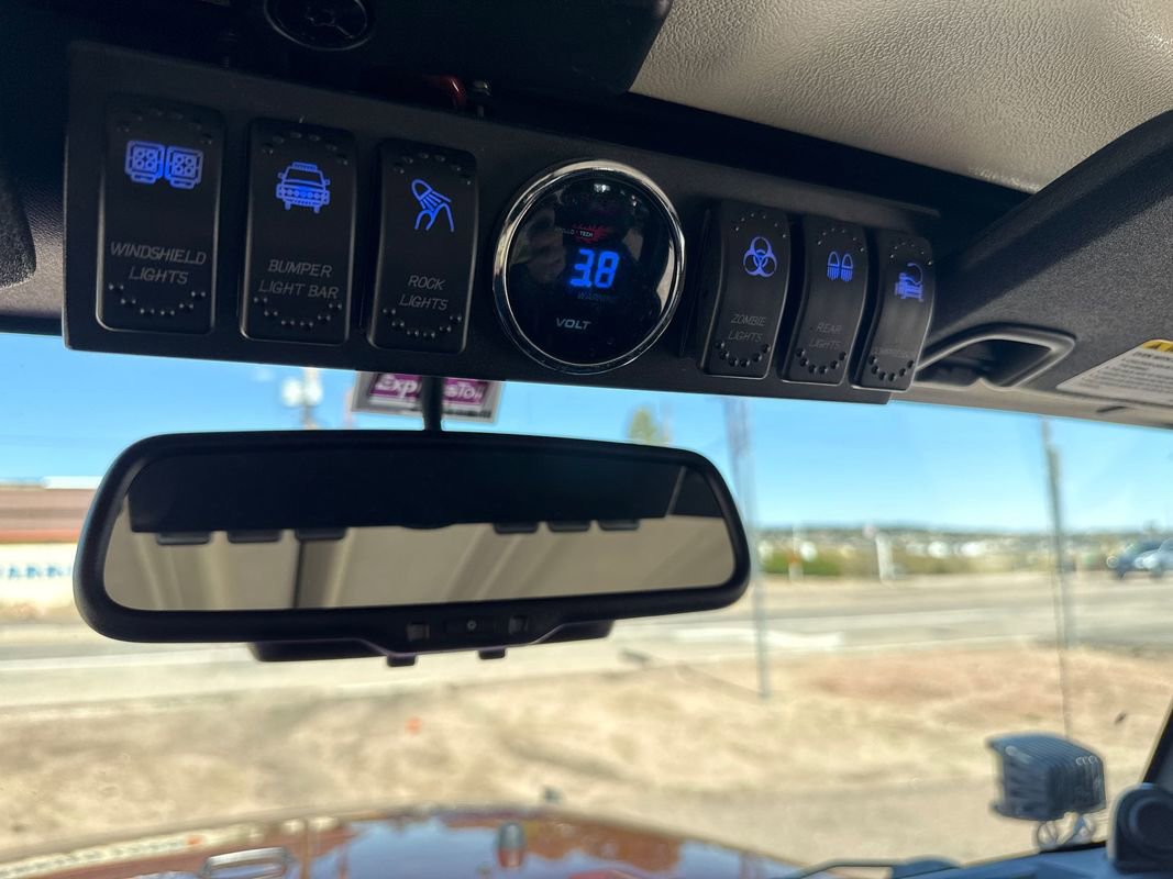 Used 2014 Jeep Wrangler Unlimited Rubicon w/ Connectivity Group AWD/4WD image 34