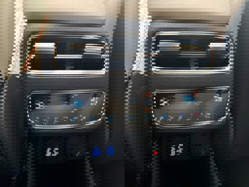 New 2026 Genesis GV70 3.5T Sport Prestige AWD/4WD image 29