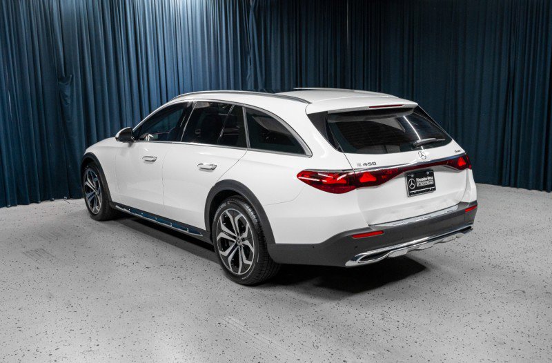 New 2025 Mercedes-Benz E 450 4MATIC All-Terrain Wagon image 9
