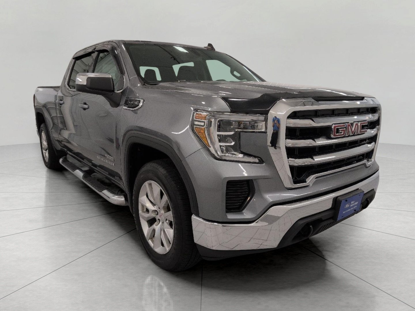 Used 2019 GMC Sierra 1500 SLE AWD/4WD image 1