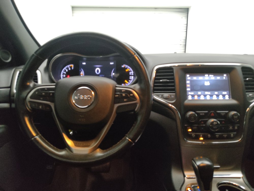 Used 2021 Jeep Grand Cherokee Laredo RWD image 22