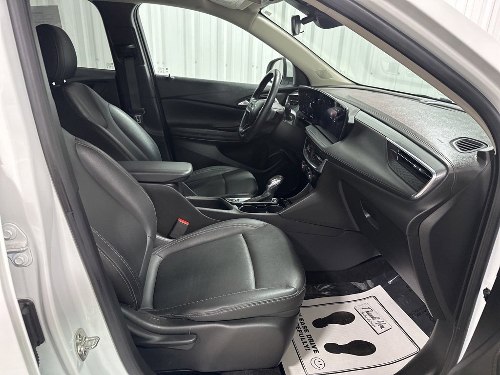 Used 2024 Buick Encore GX Sport Touring image 24