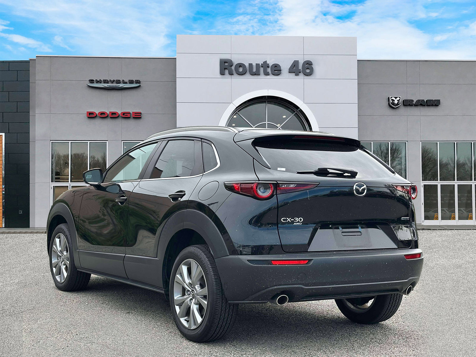 Used 2023 MAZDA CX-30 AWD 2.5 S w/ Select Package image 4