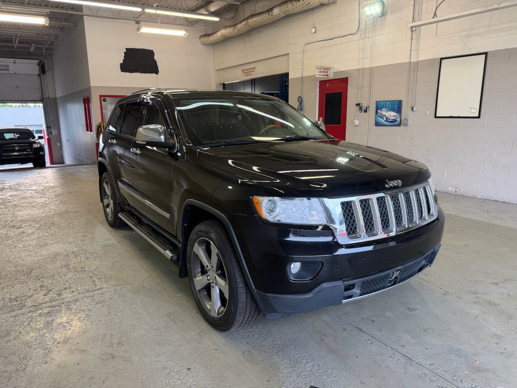 Used 2012 Jeep Grand Cherokee Overland AWD/4WD image 1