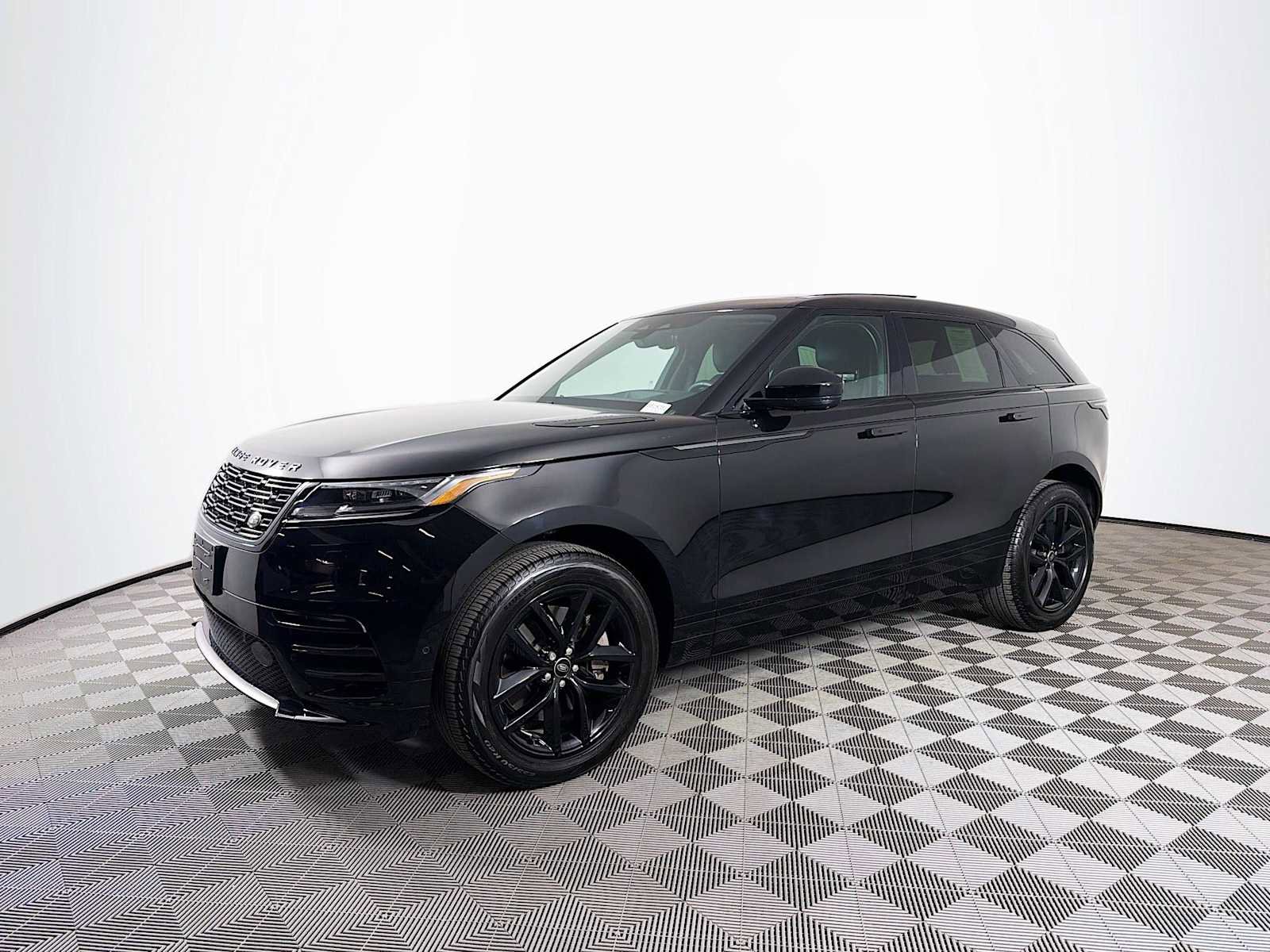 Used 2026 Land Rover Range Rover Velar Dynamic SE