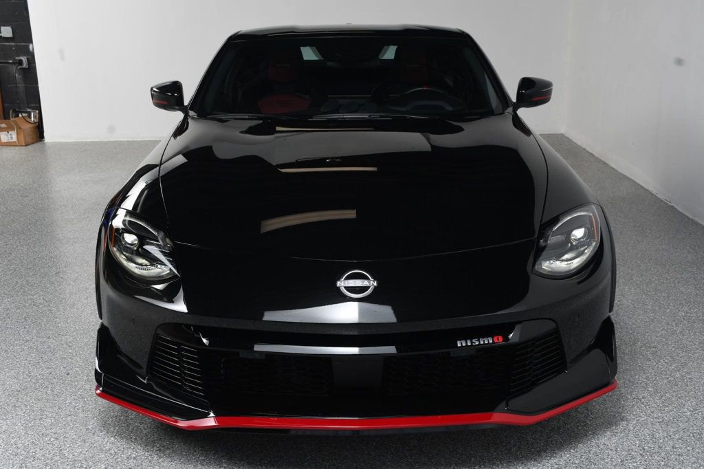 Used 2025 Nissan Z NISMO w/ Floor Mat Package RWD image 17