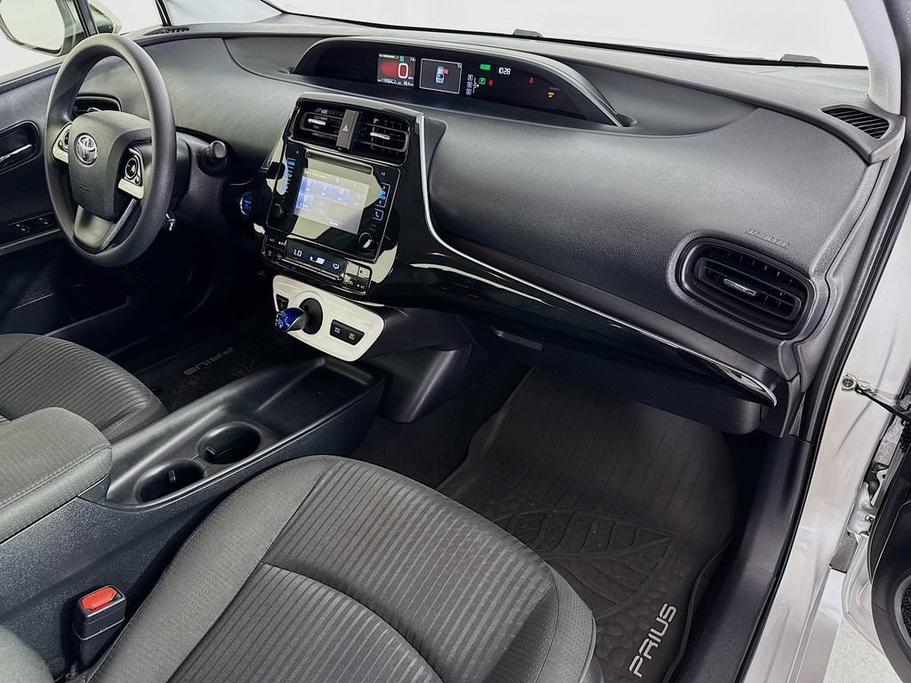 Certified 2016 Toyota Prius Two FWD image 30