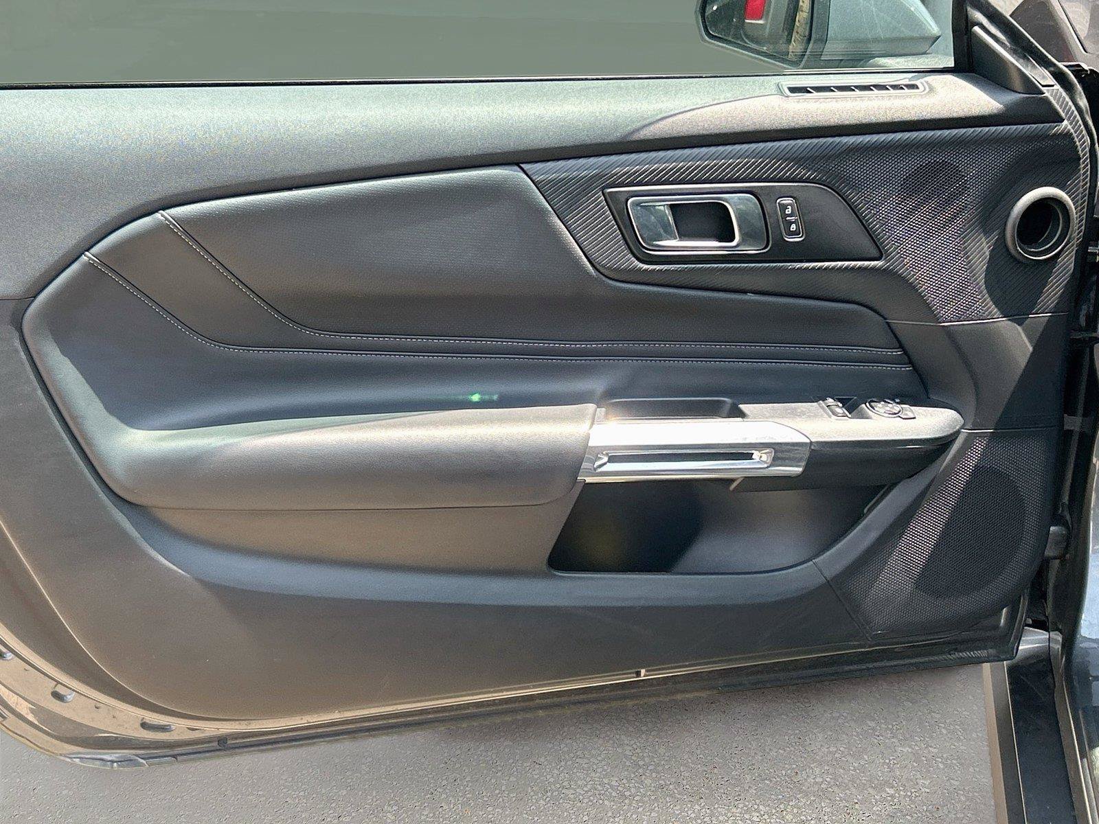 Used 2025 Ford Mustang Premium RWD image 21