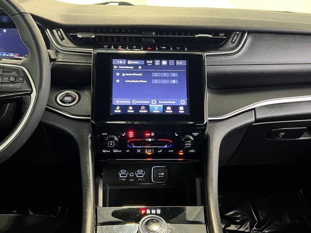 Used 2024 Jeep Grand Cherokee Altitude image 21