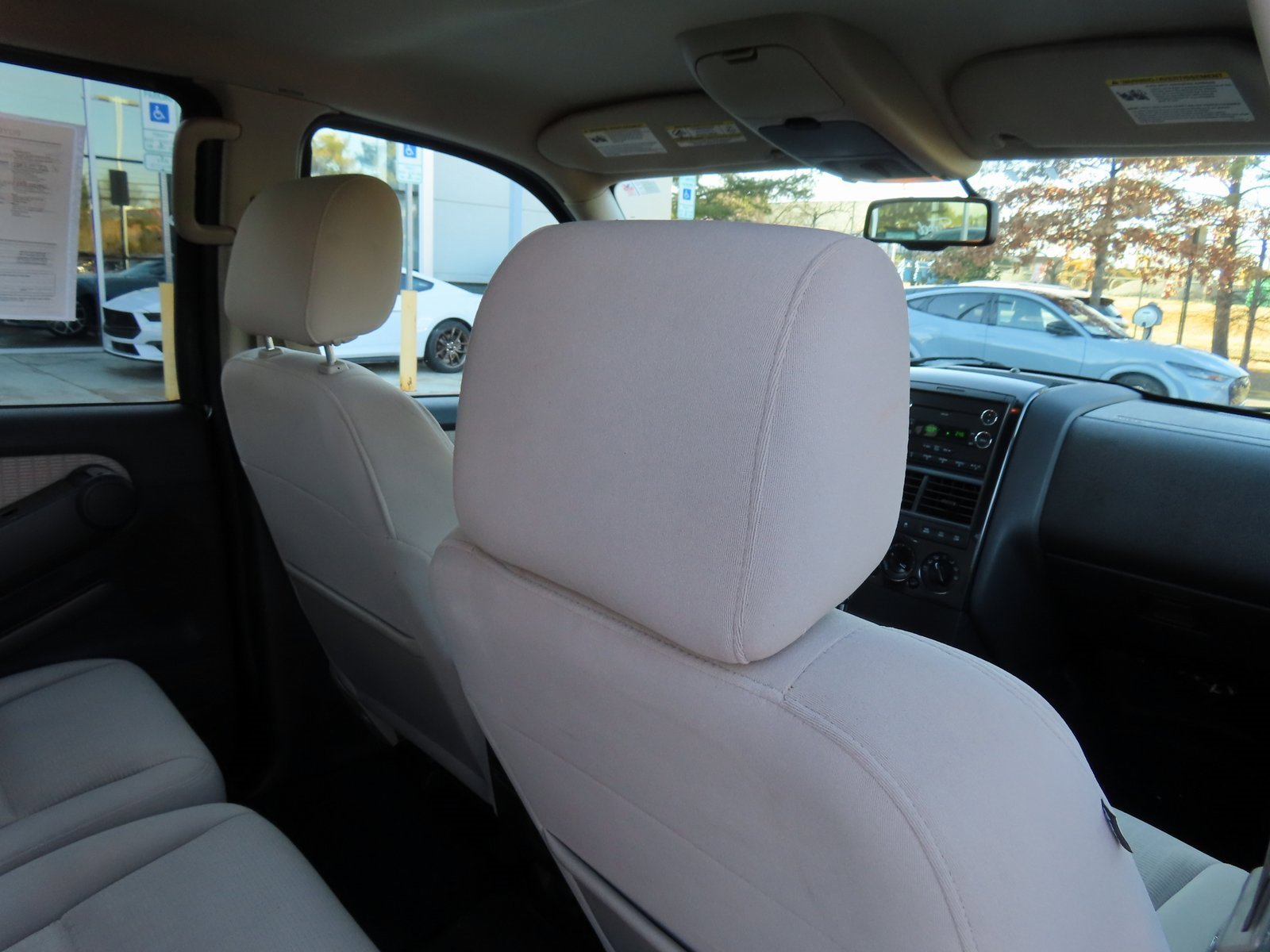 Used 2008 Ford Explorer Sport Trac XLT image 30