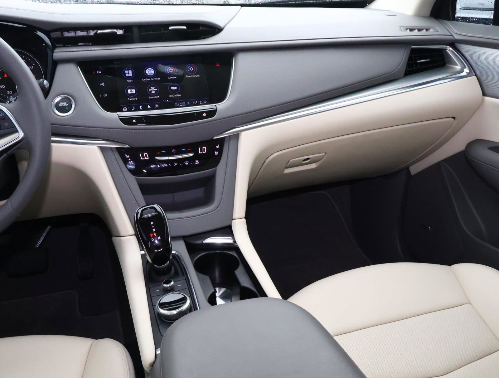 Used 2025 Cadillac XT5 Premium Luxury w/ Technology Package FWD image 13