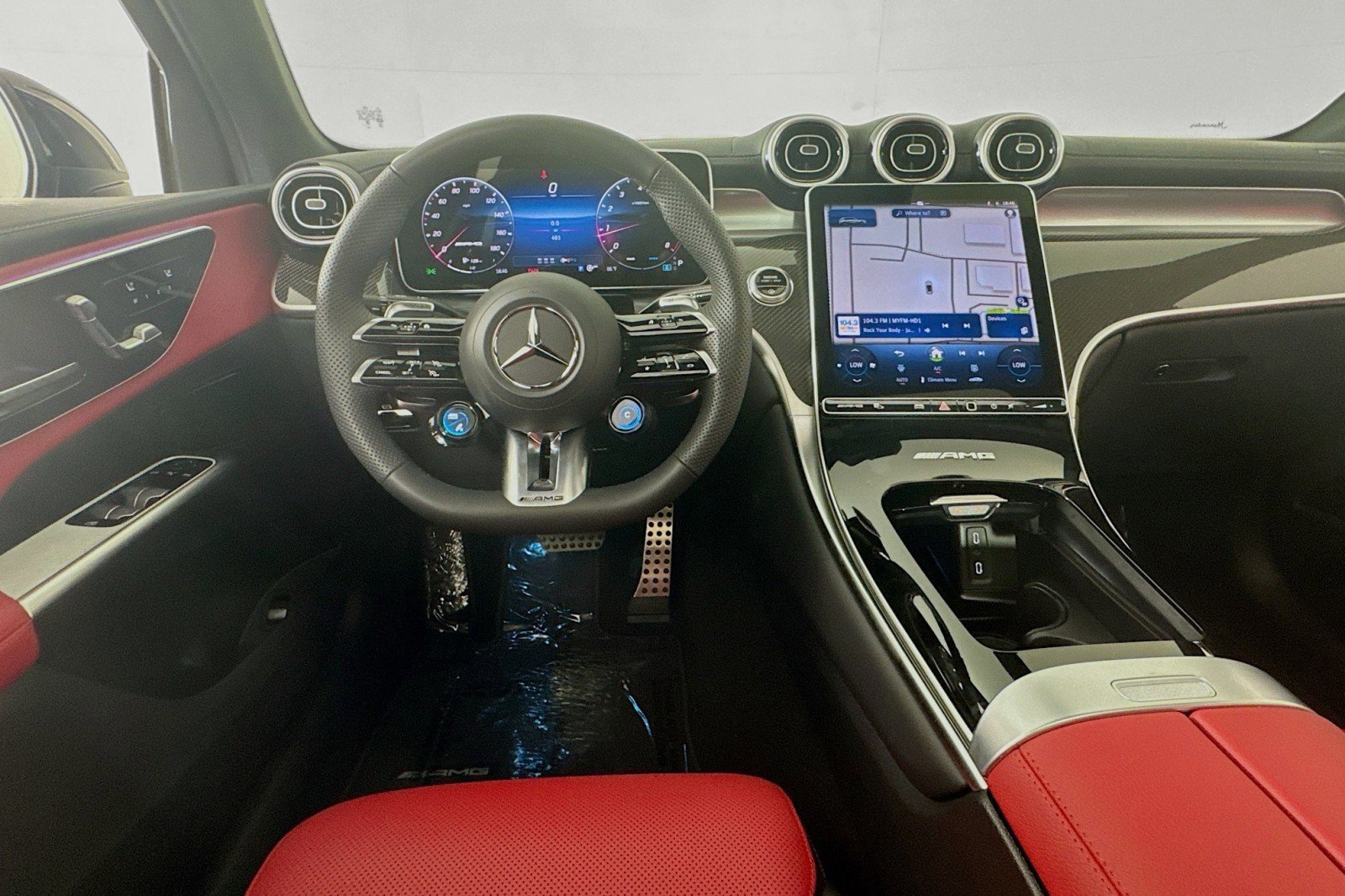 Certified 2026 Mercedes-Benz GLC 43 AMG 4MATIC image 5