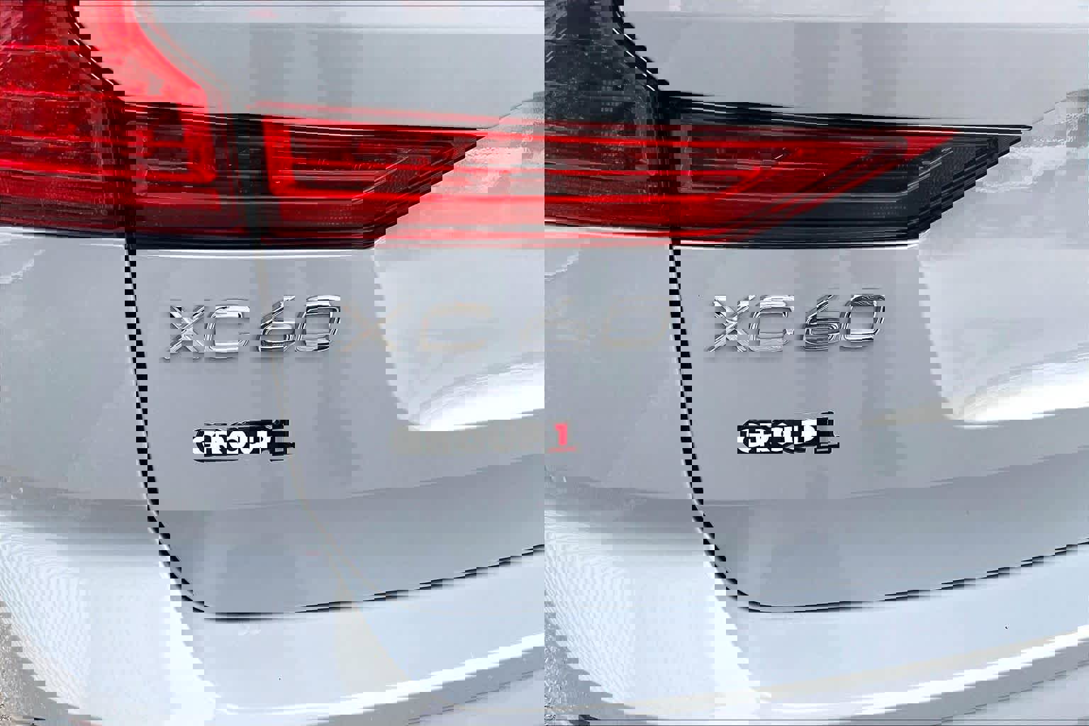 Used 2024 Volvo XC60 B5 Core w/ Climate Package image 10