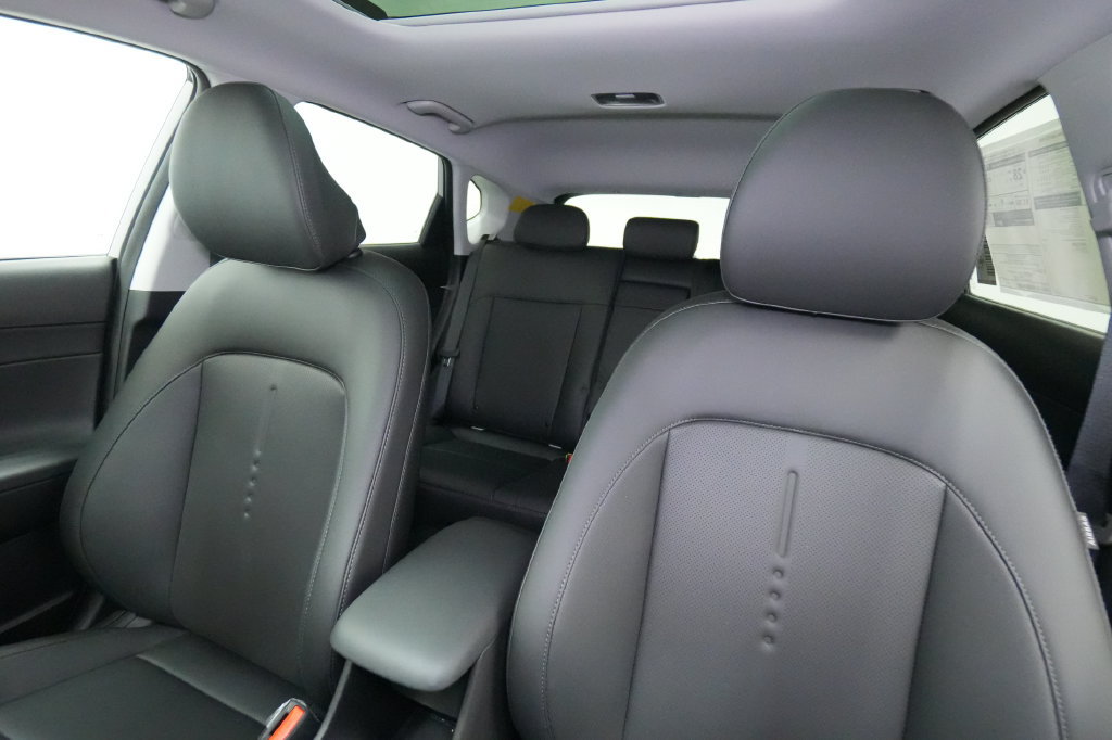 New 2026 Hyundai Kona Limited FWD image 12