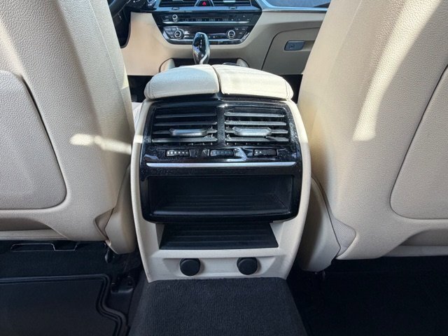 Used 2017 BMW 530i RWD image 12