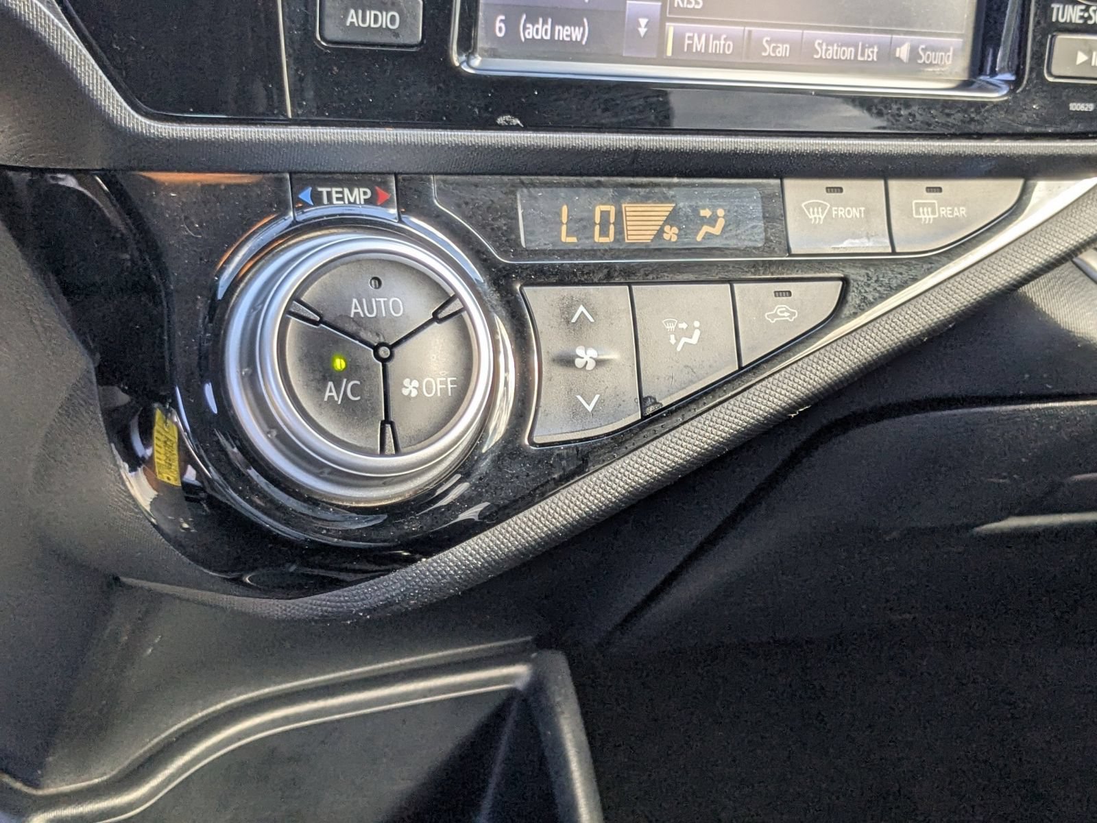 Used 2016 Toyota Prius C Two FWD image 13