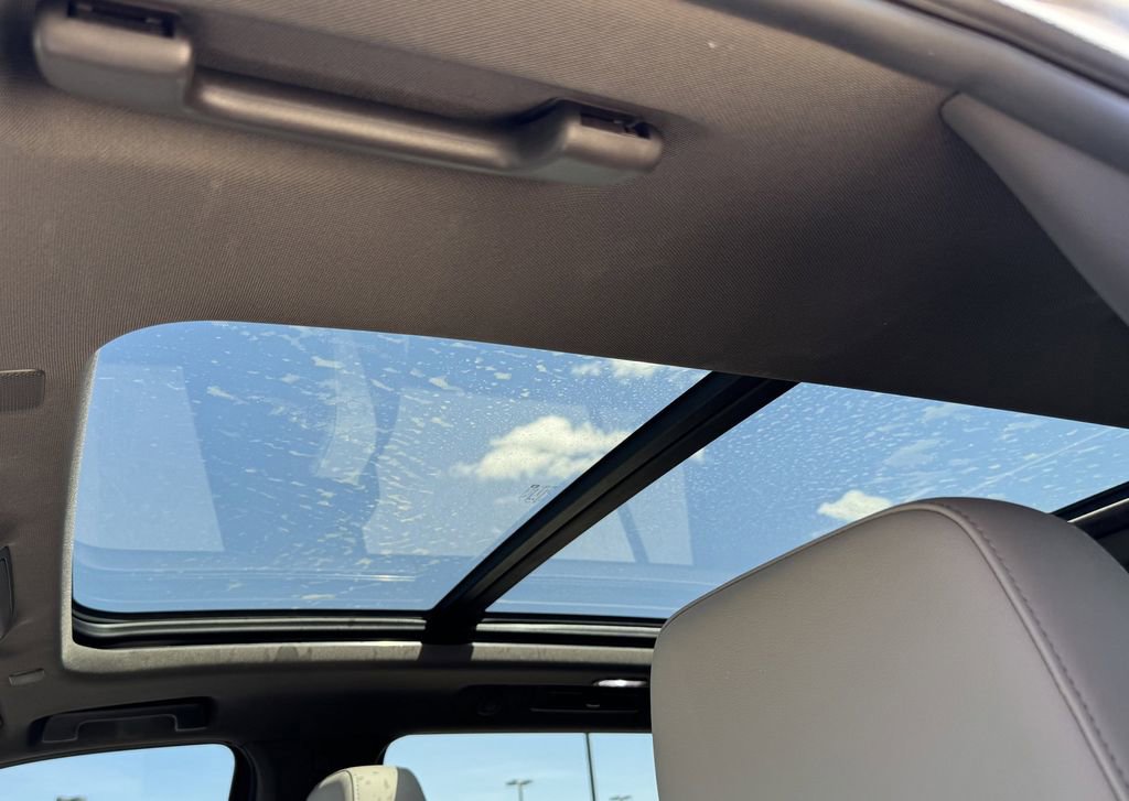 Used 2021 Chevrolet Tahoe Z71 w/ Z71 Signature Package AWD/4WD image 15