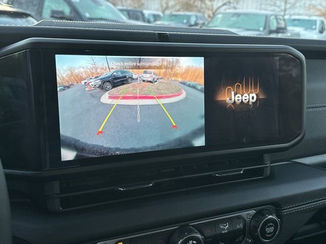 Certified 2025 Jeep Wrangler Unlimited Rubicon 4xe w/ Safety Group image 31