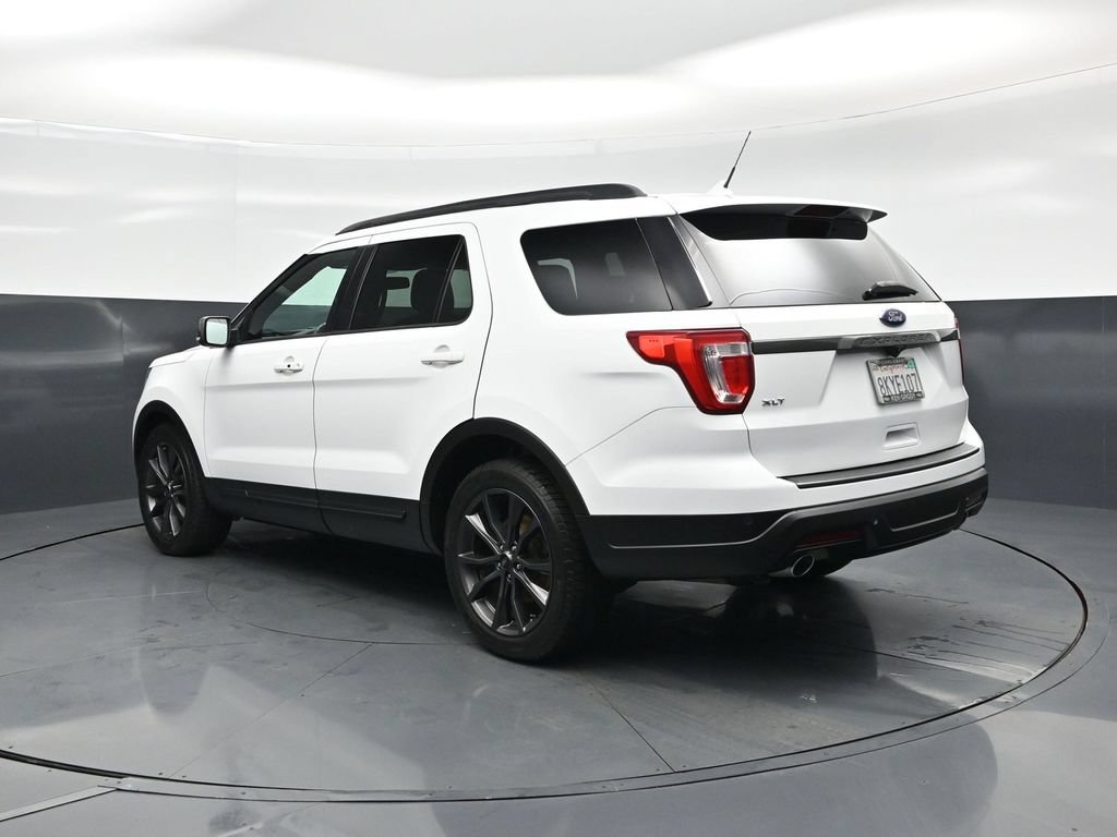 Used 2019 Ford Explorer XLT w/ Equipment Group 202A FWD image 6