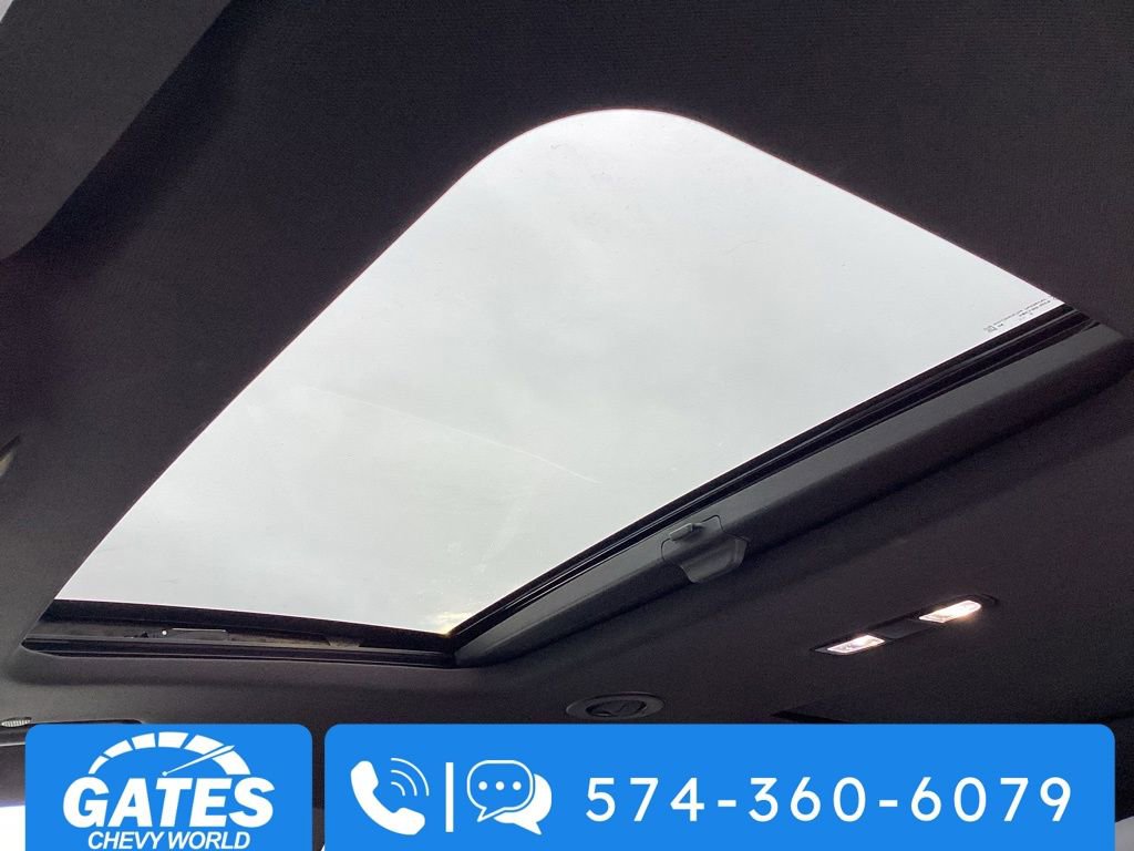 Used 2023 Buick Enclave Essence w/ Experience Buick Package image 4