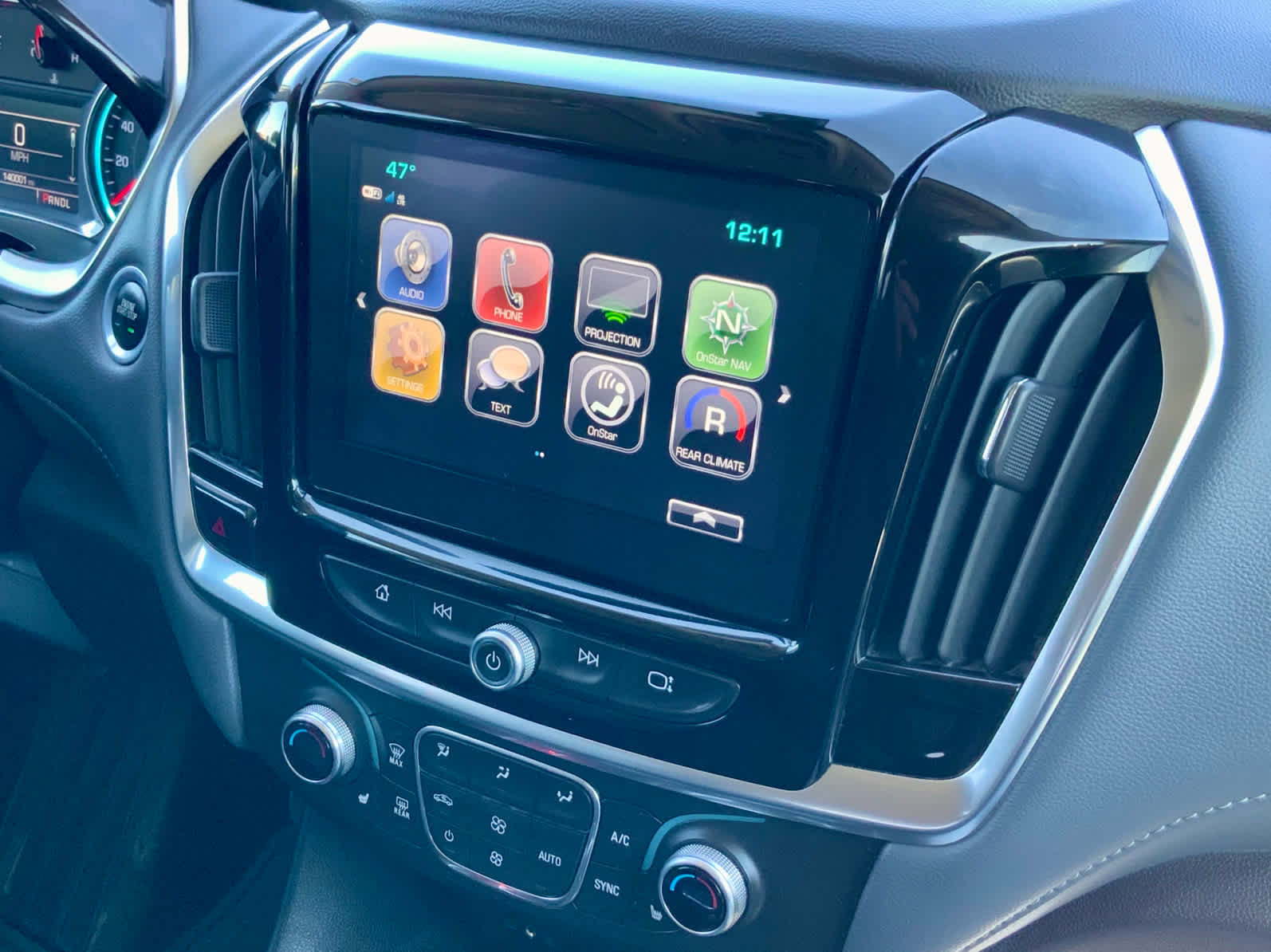 Used 2018 Chevrolet Traverse LT image 43