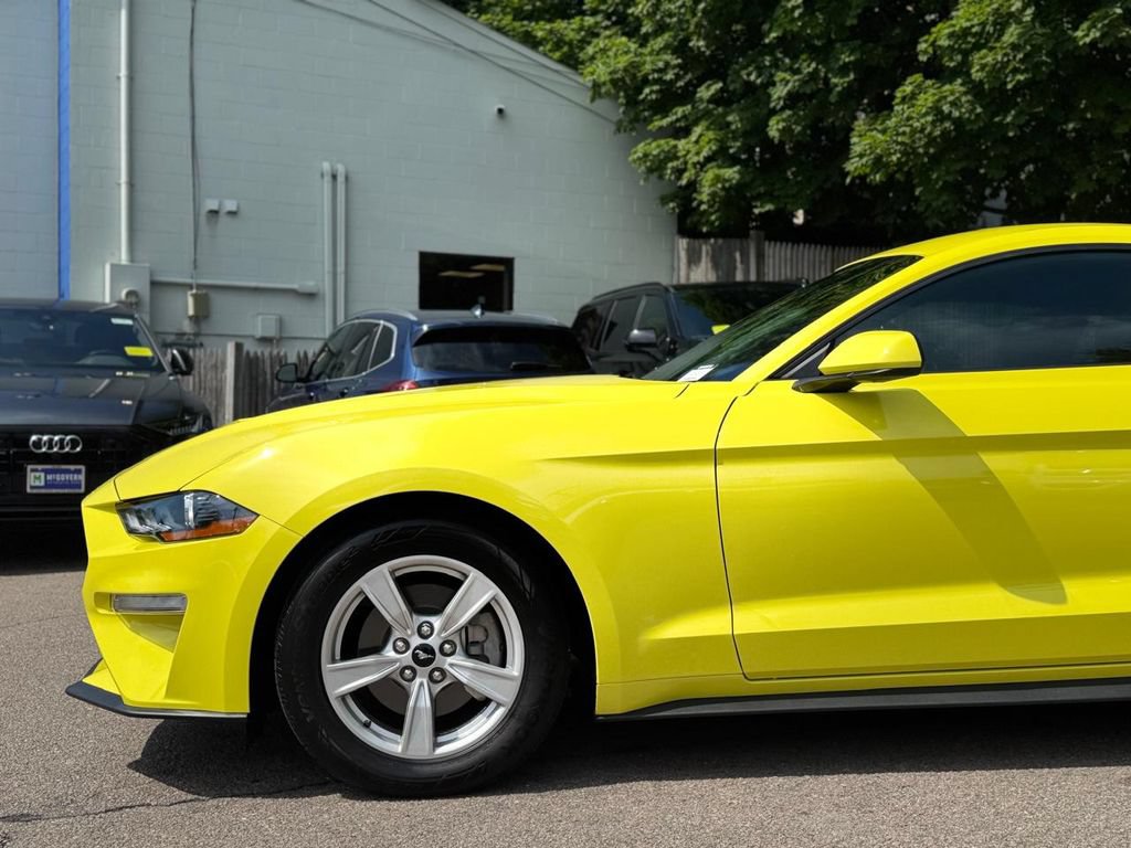 Used 2021 Ford Mustang Coupe RWD image 10