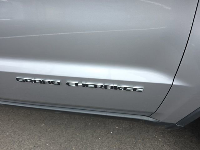 Used 2020 Jeep Grand Cherokee Limited w/ Luxury Group II image 30