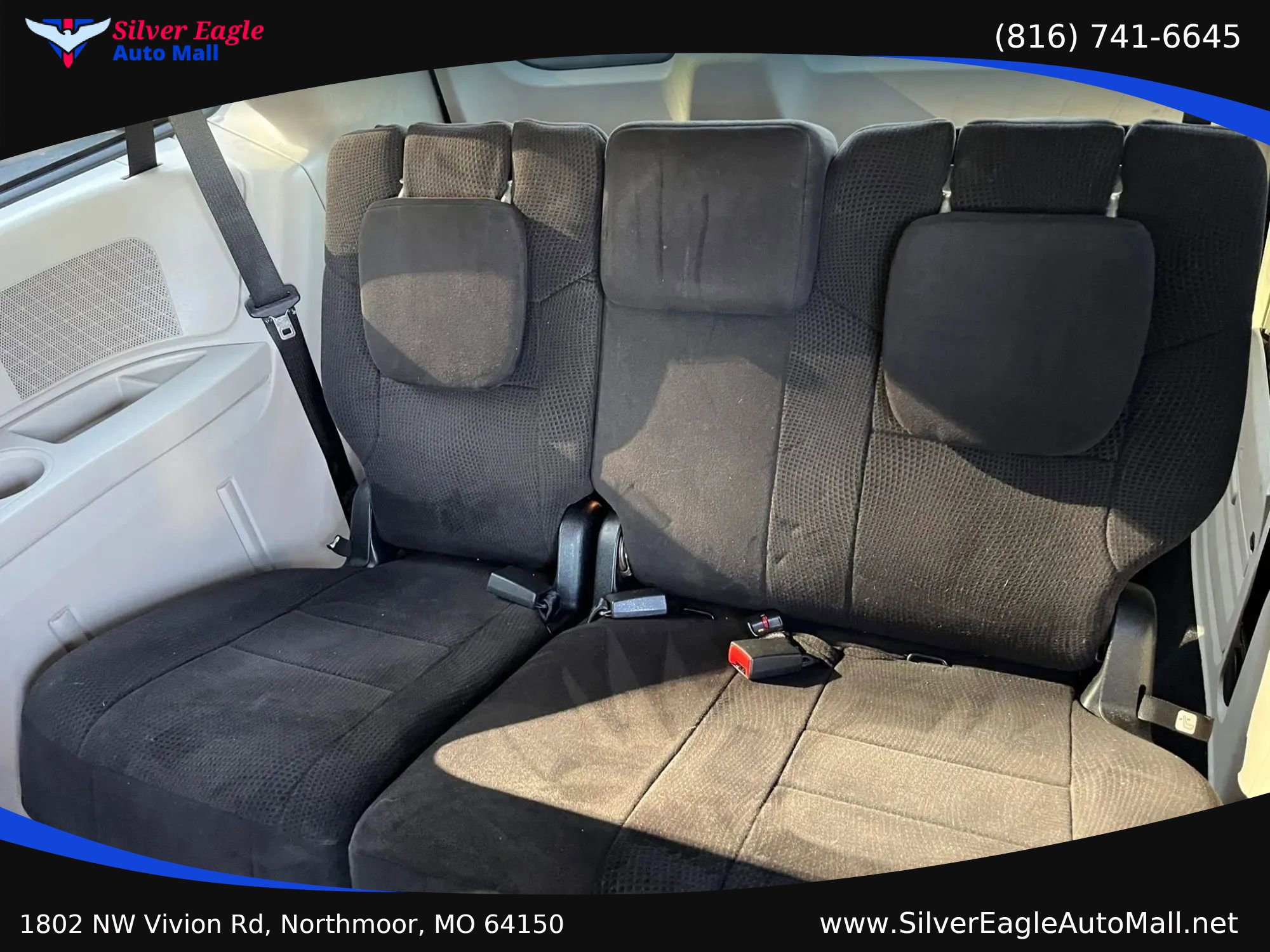 Used 2013 Dodge Grand Caravan SE FWD image 12