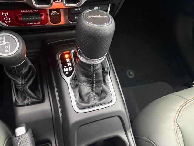 New 2026 Jeep Gladiator Mojave w/ Safety Group AWD/4WD image 24
