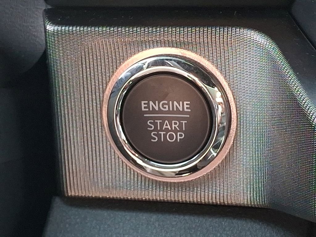 Used 2024 Ford F250 Platinum image 25