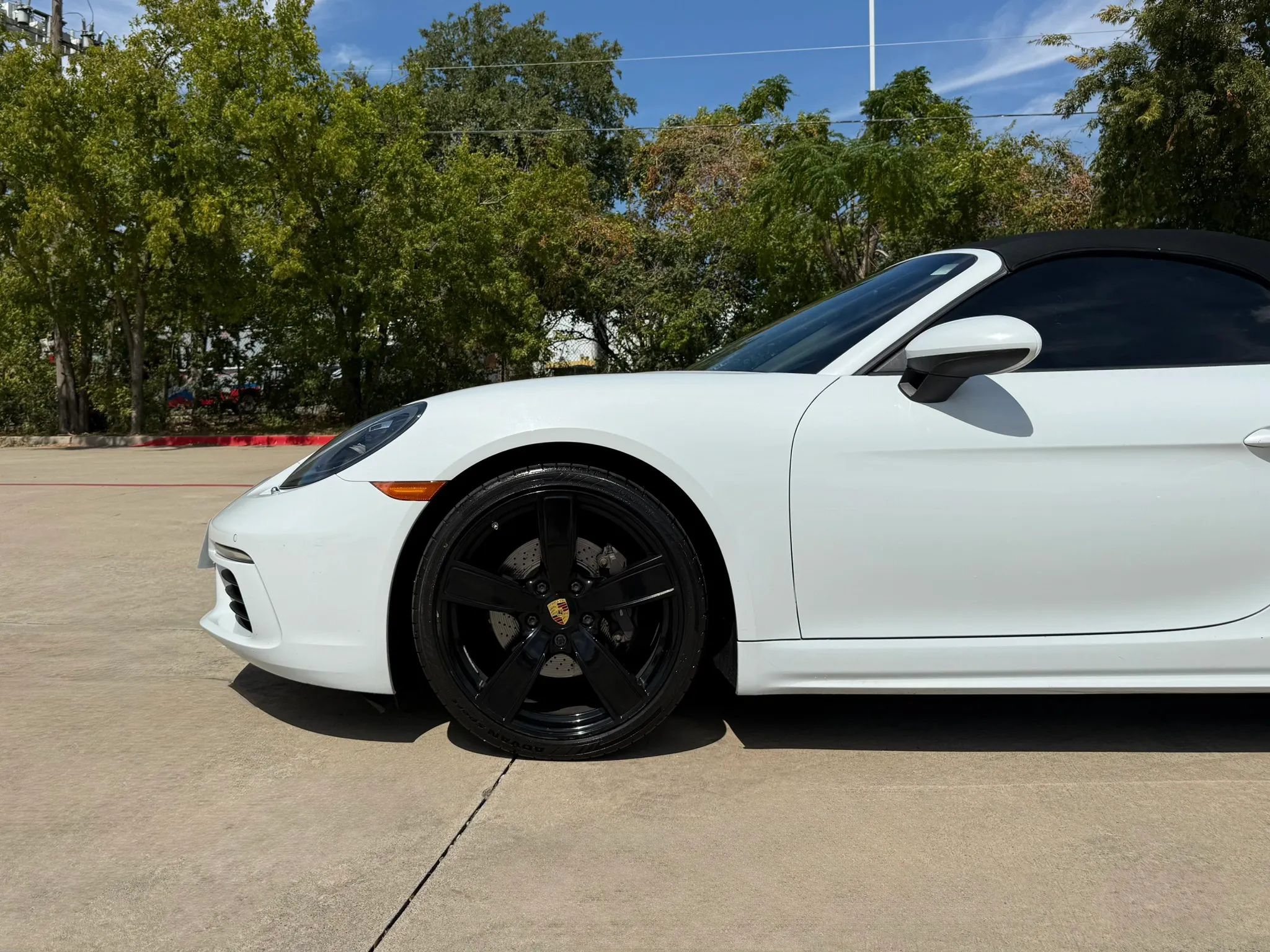 Used 2018 Porsche 718 Boxster RWD image 17