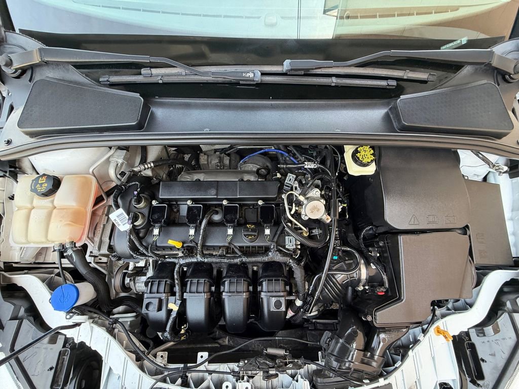 Used 2017 Ford Focus S image 9