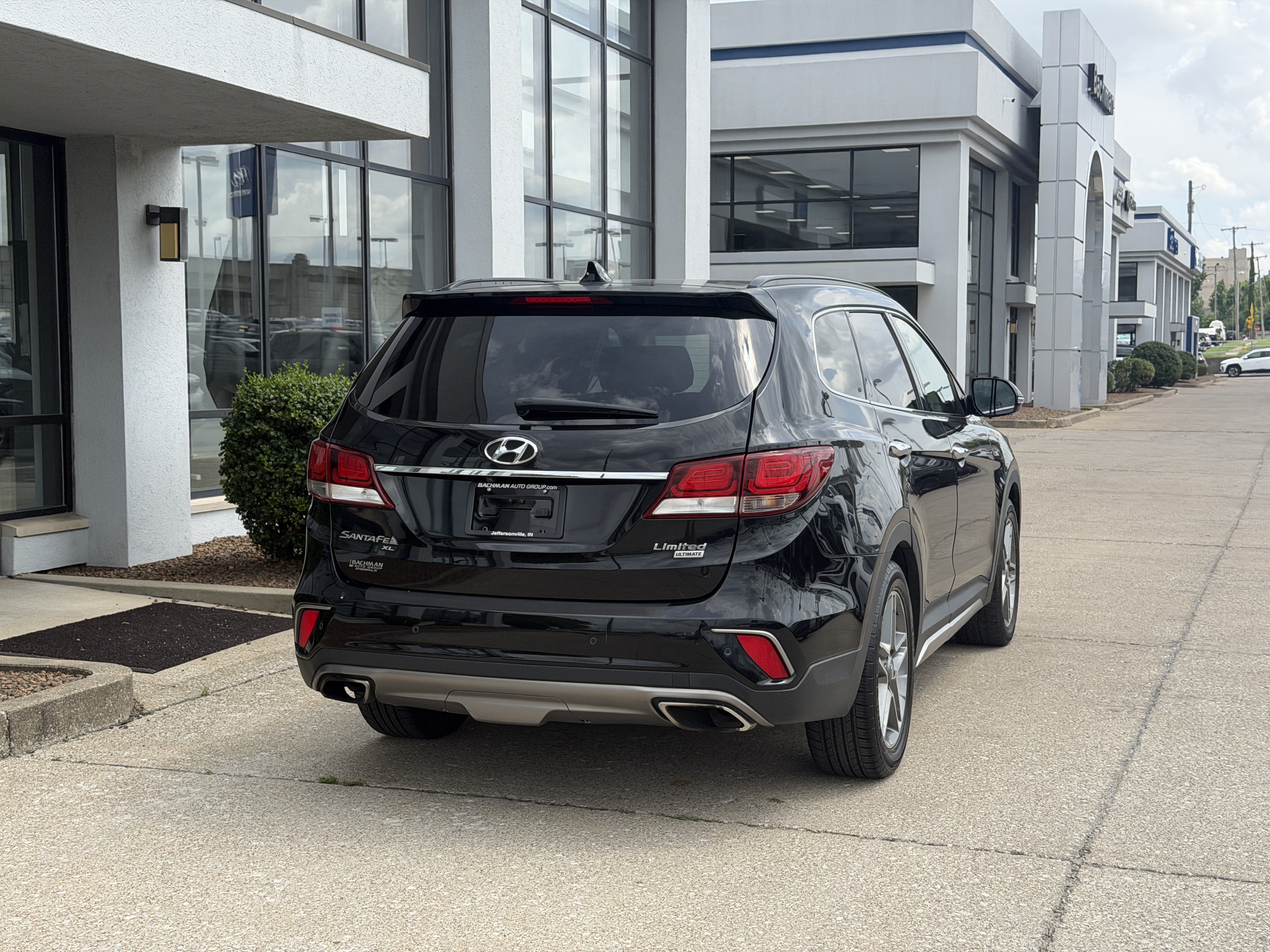 Used 2019 Hyundai Santa Fe XL w/ Cargo Package FWD image 5