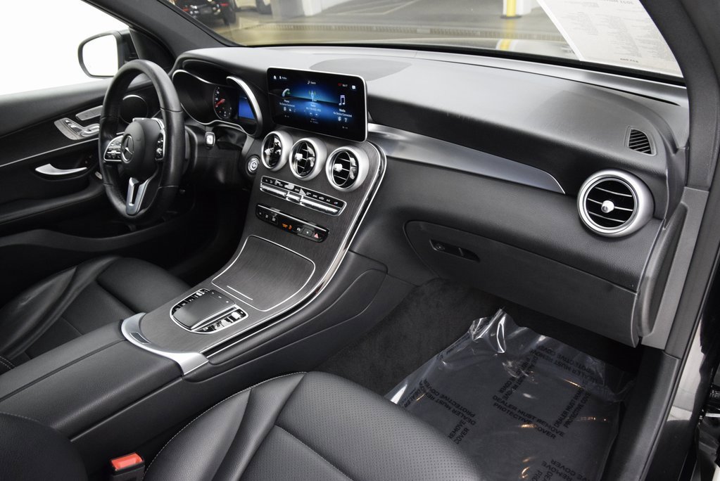Used 2021 Mercedes-Benz GLC 300 image 14