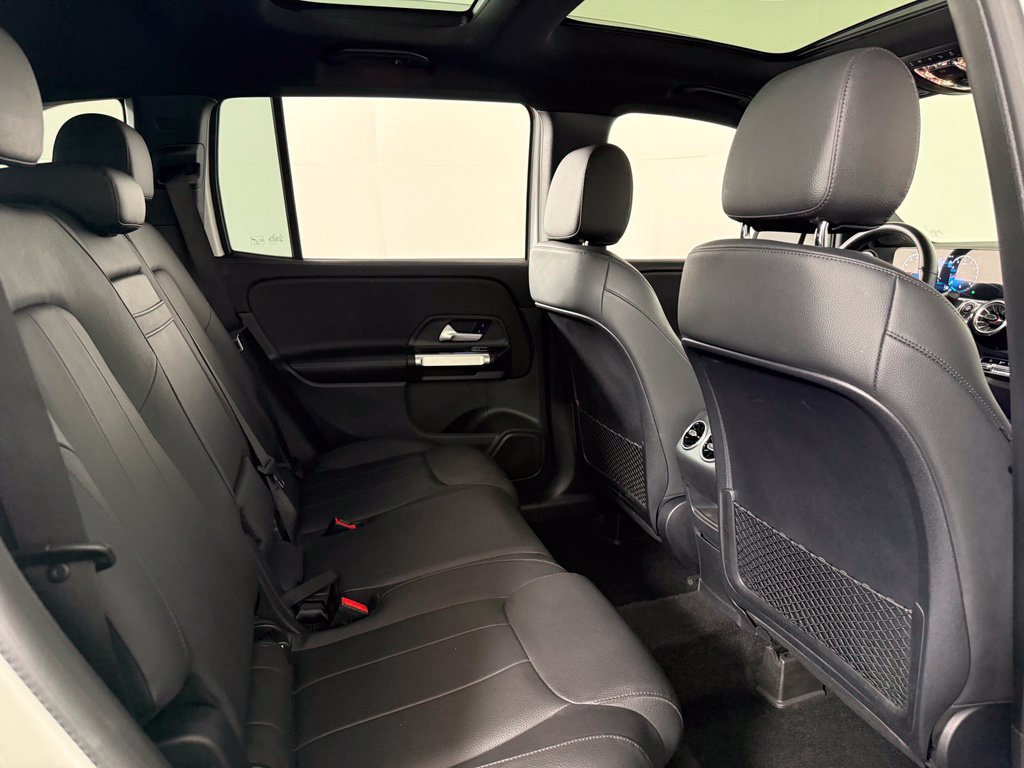 Certified 2023 Mercedes-Benz GLB 250 4MATIC w/ Premium Package image 34