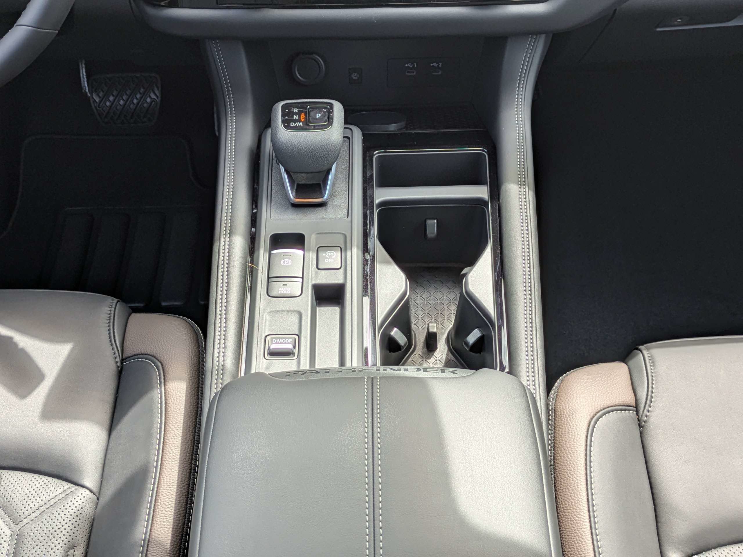 New 2026 Nissan Pathfinder Platinum FWD image 21