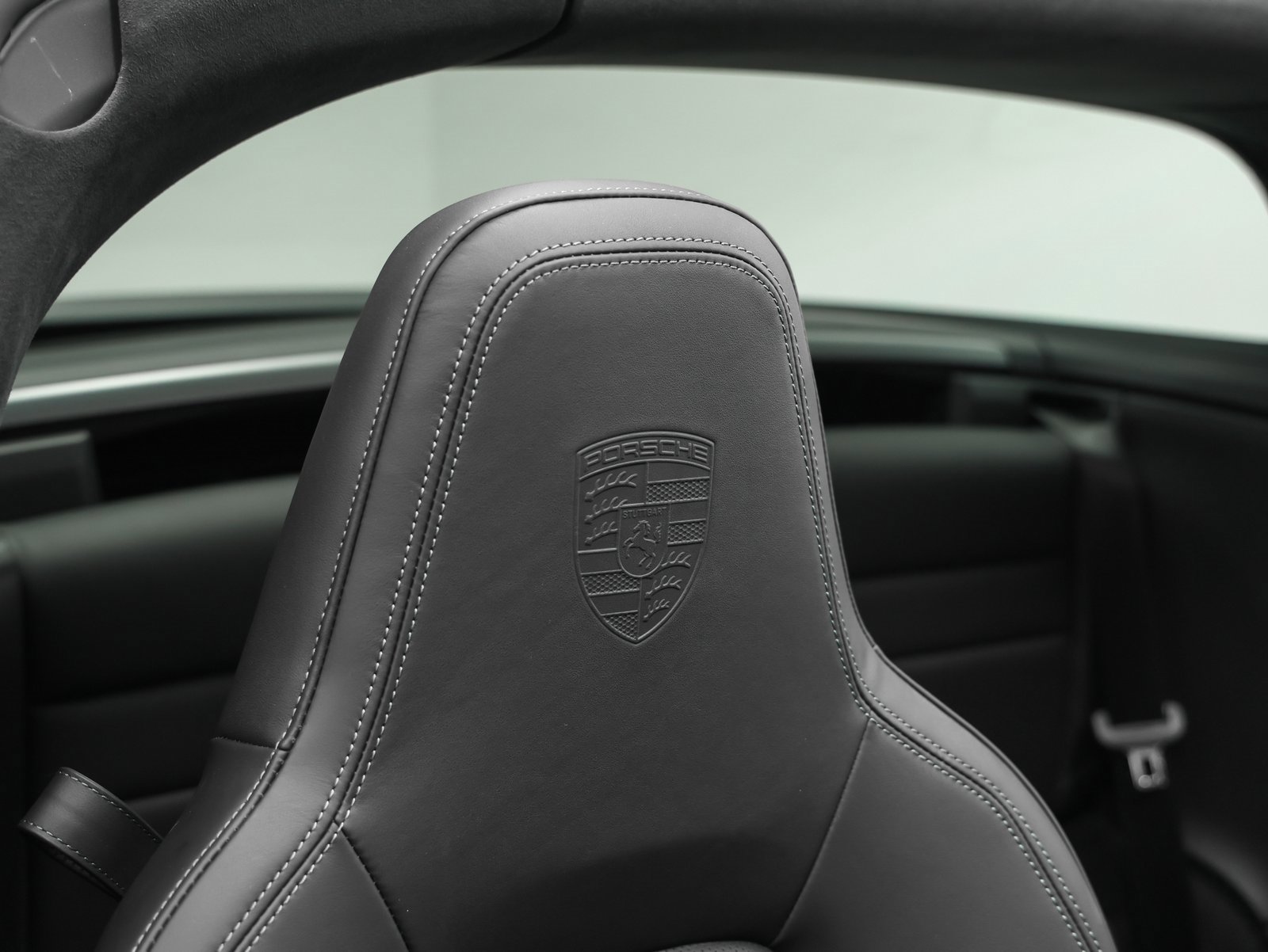 Used 2025 Porsche 911 Targa 4 GTS image 36