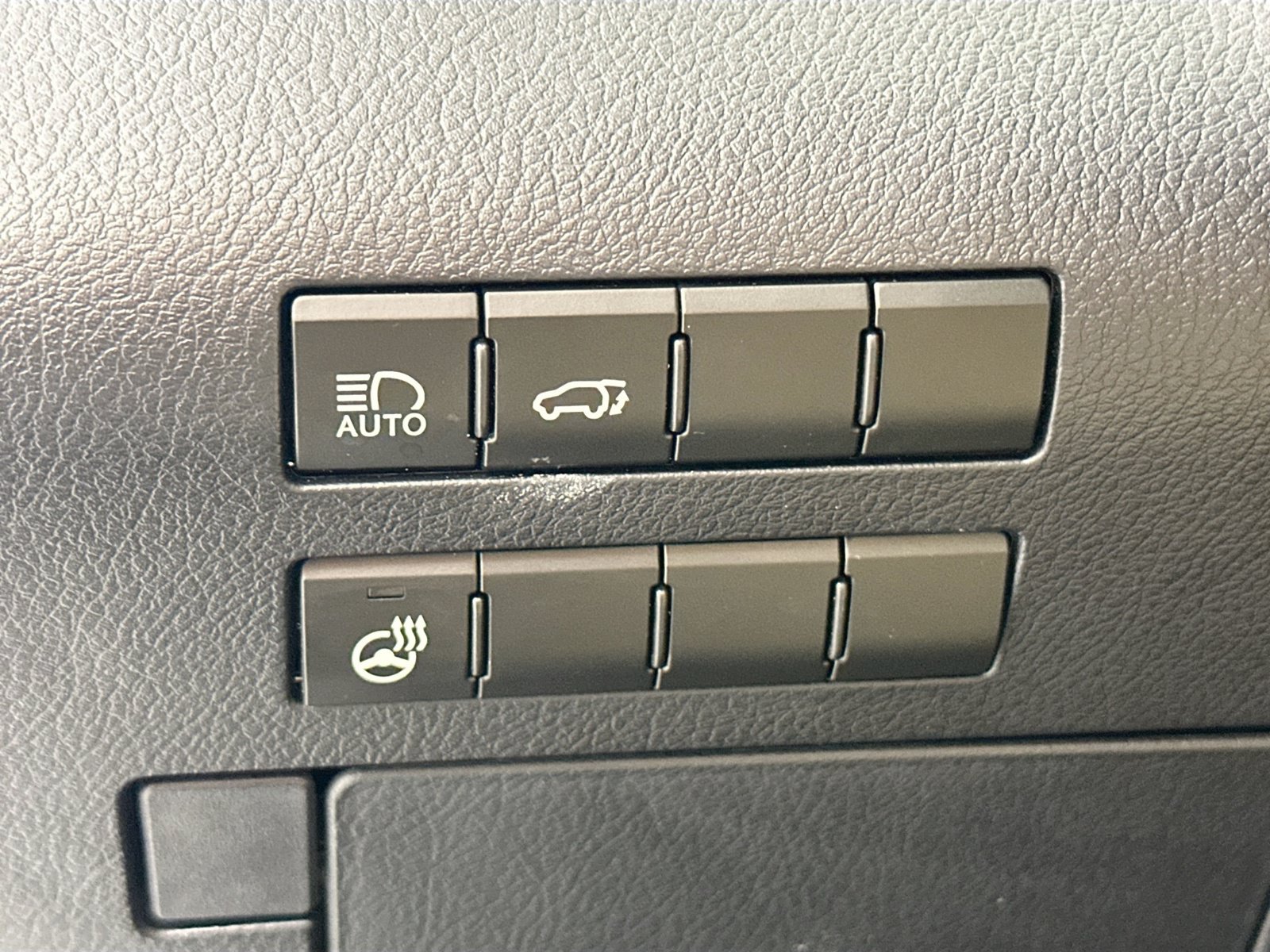 Used 2022 Lexus RX 350L FWD w/ Premium Package image 10