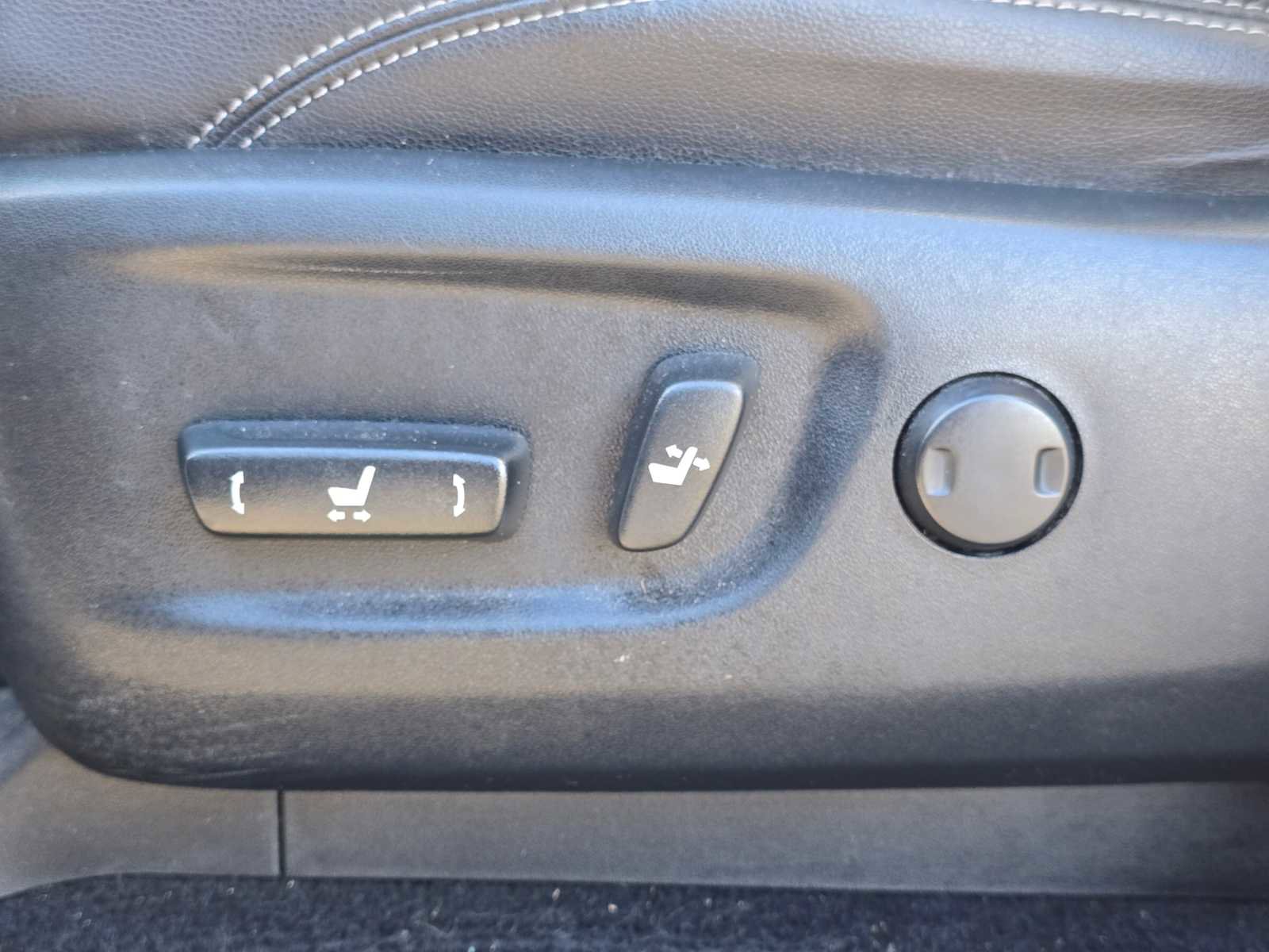 Used 2018 Toyota 4Runner SR5 Premium image 25