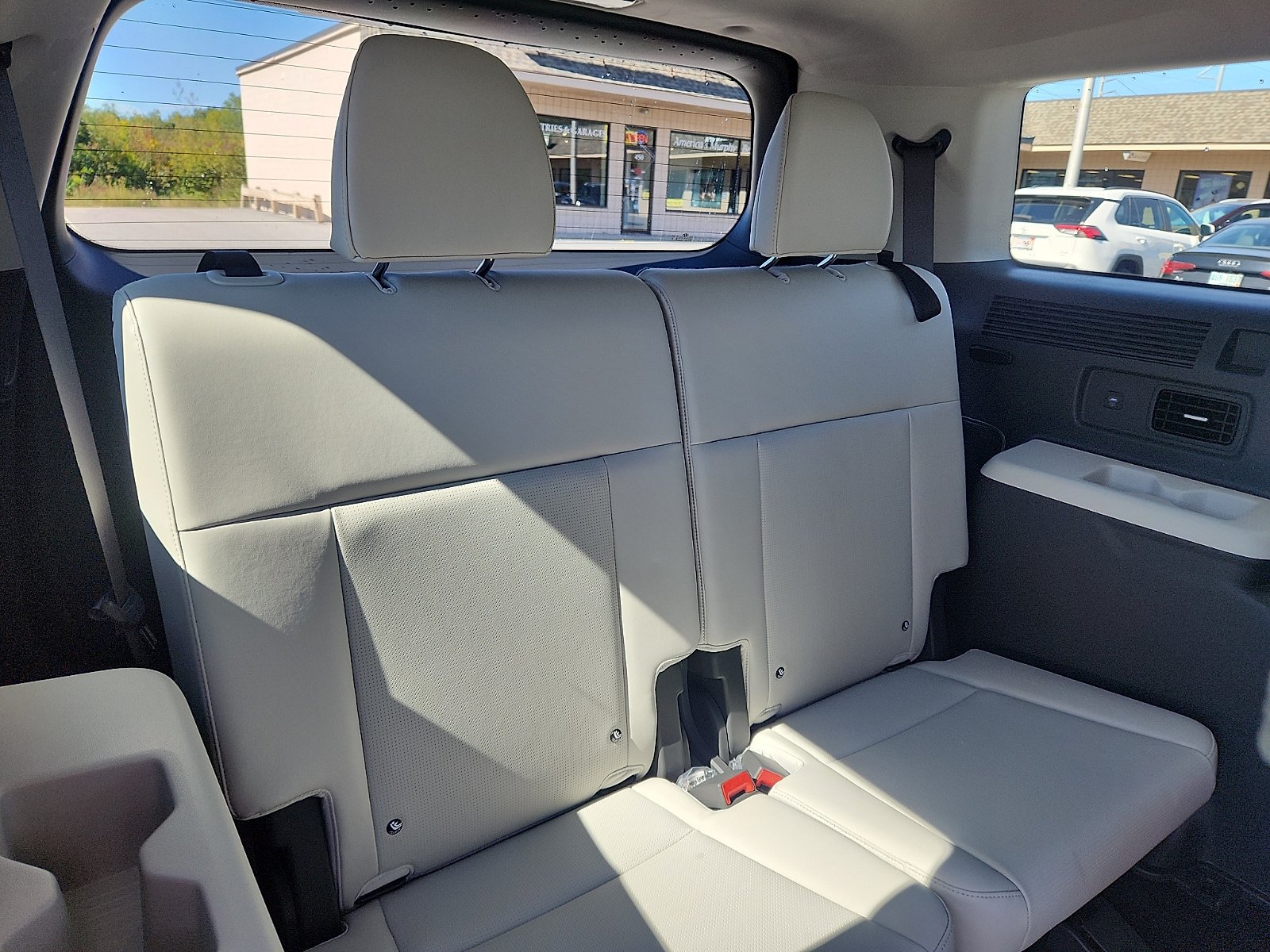 New 2025 Hyundai Santa Fe Calligraphy AWD/4WD image 34