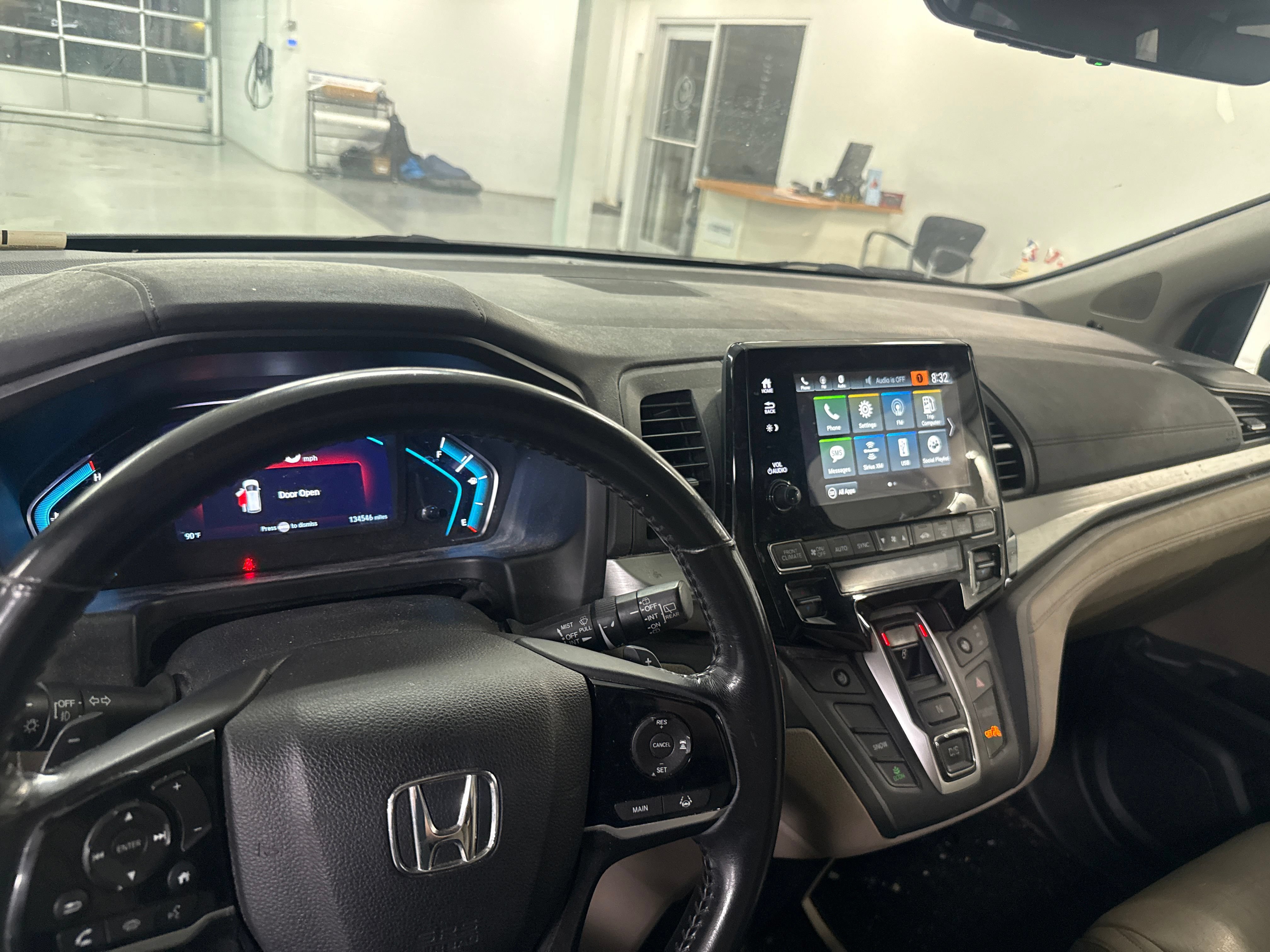 Used 2018 Honda Odyssey EX-L image 3