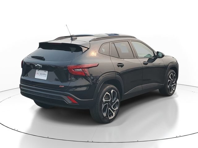 Used 2025 Chevrolet Trax RS w/ Sunroof Package FWD image 4