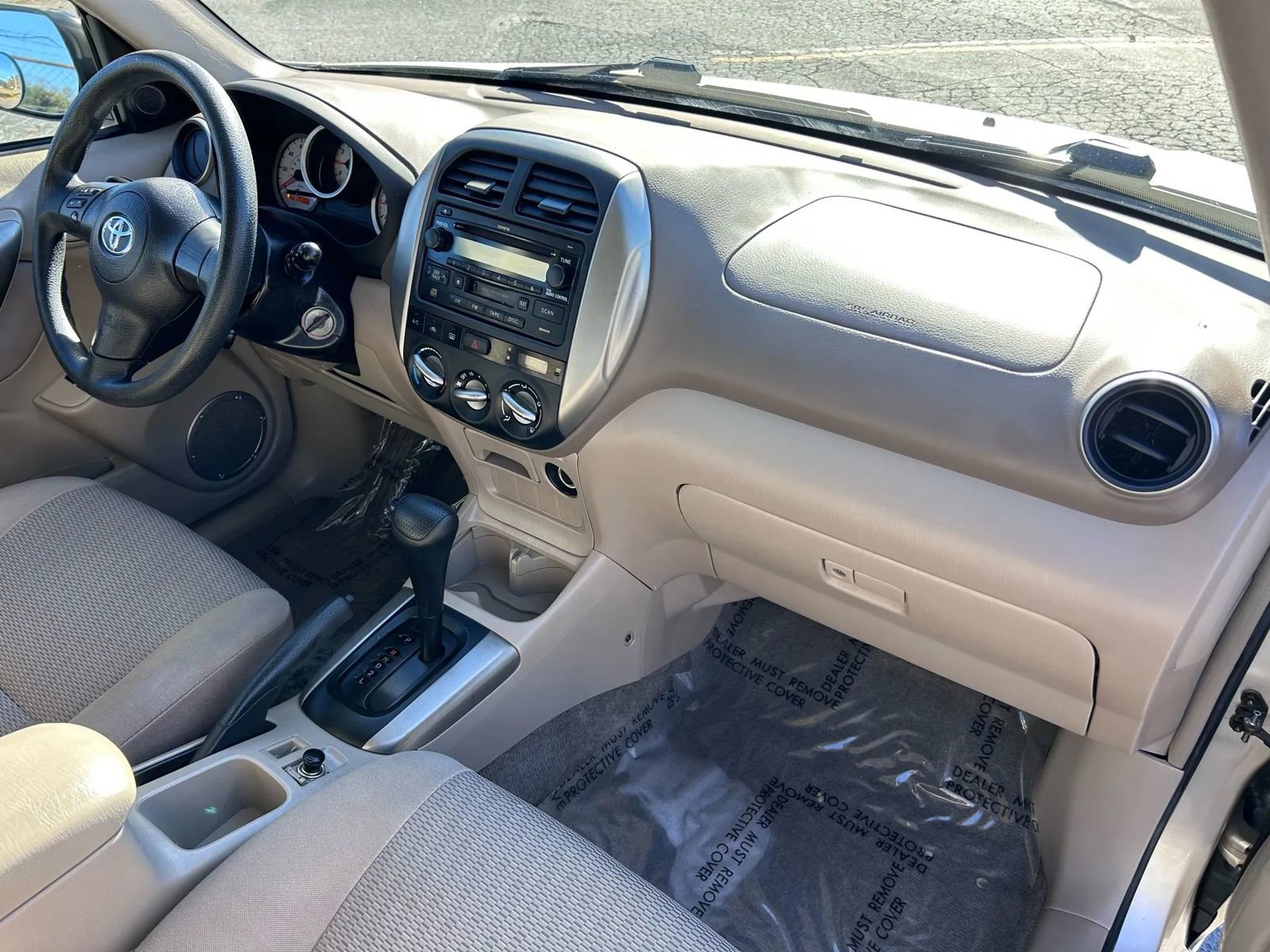 Used 2004 Toyota RAV4 4WD image 10