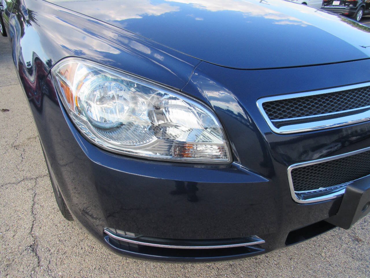 Used 2010 Chevrolet Malibu LT FWD image 24